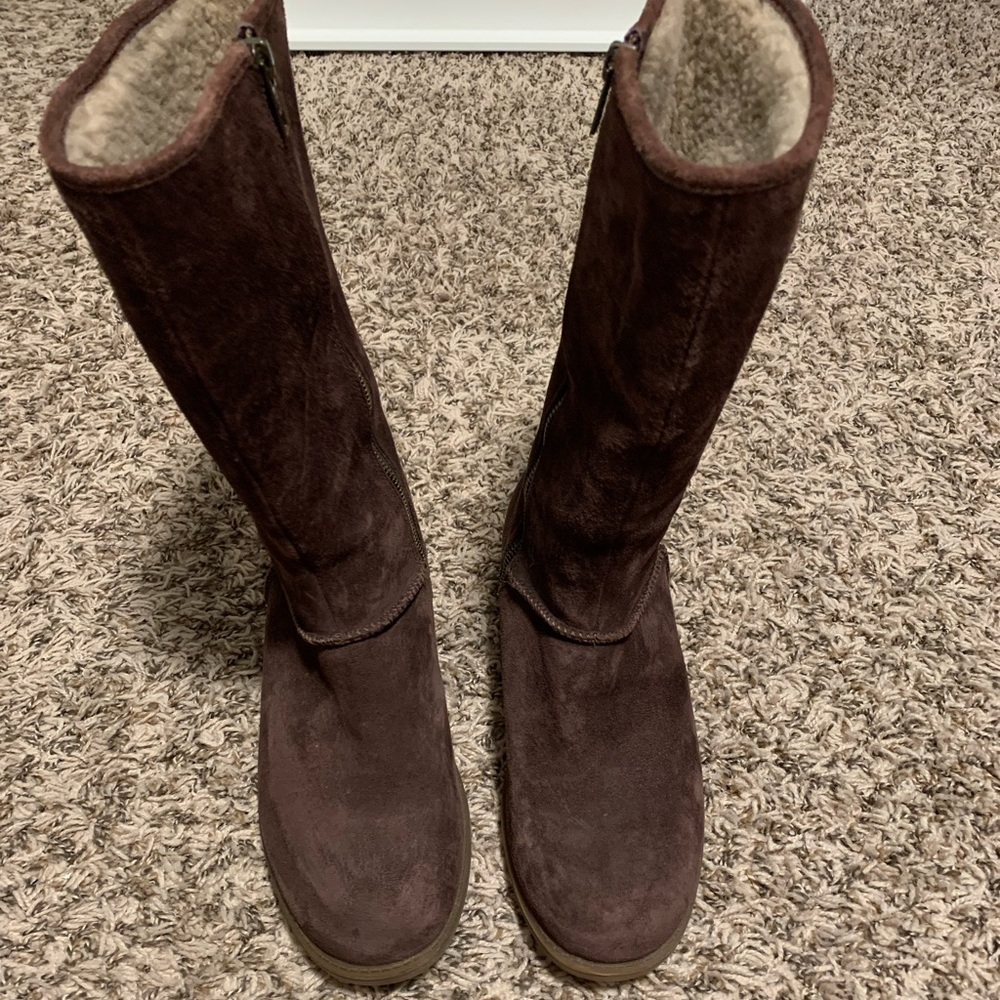 Ugg Suede Boots